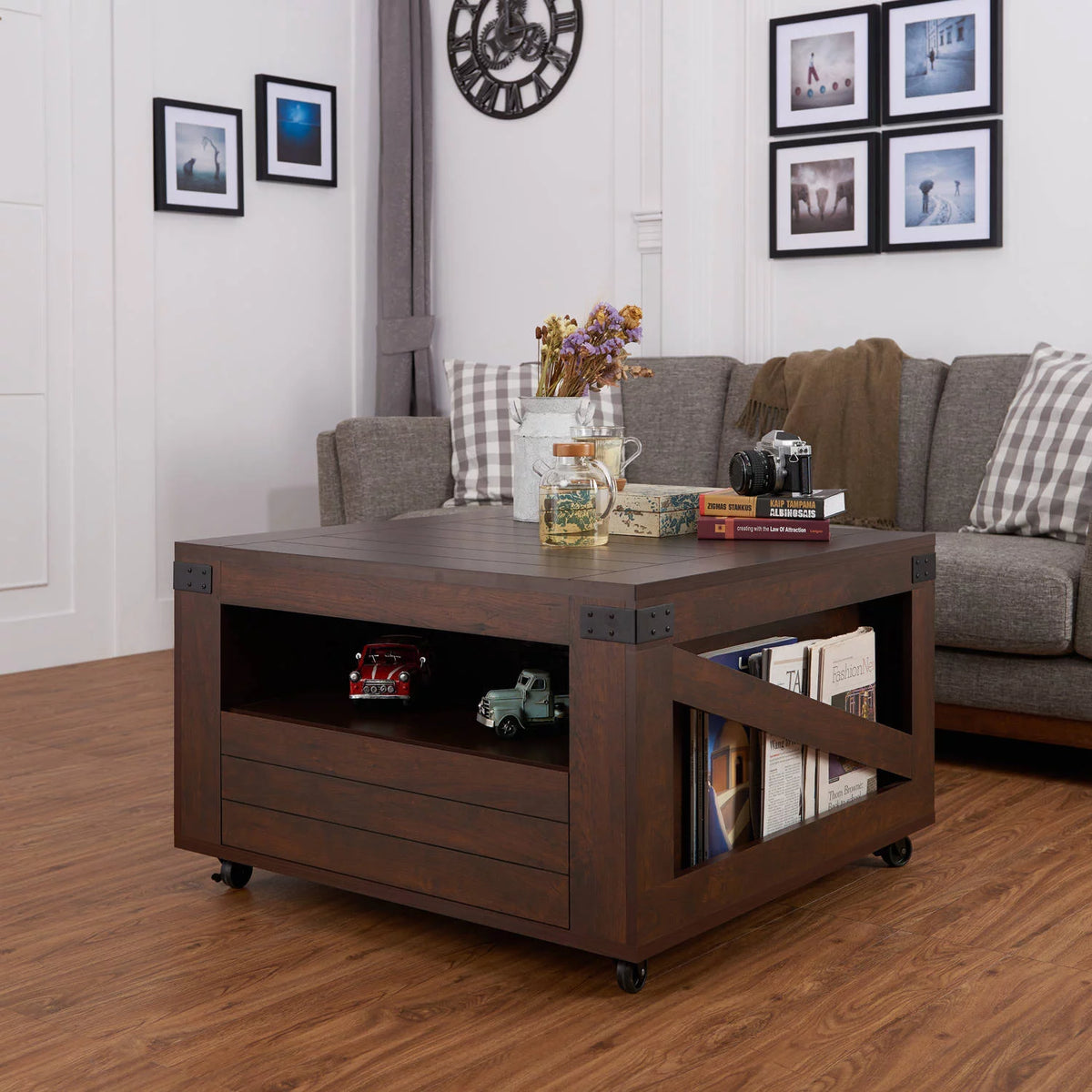 Walnut Coffee Table with Casters F89910
