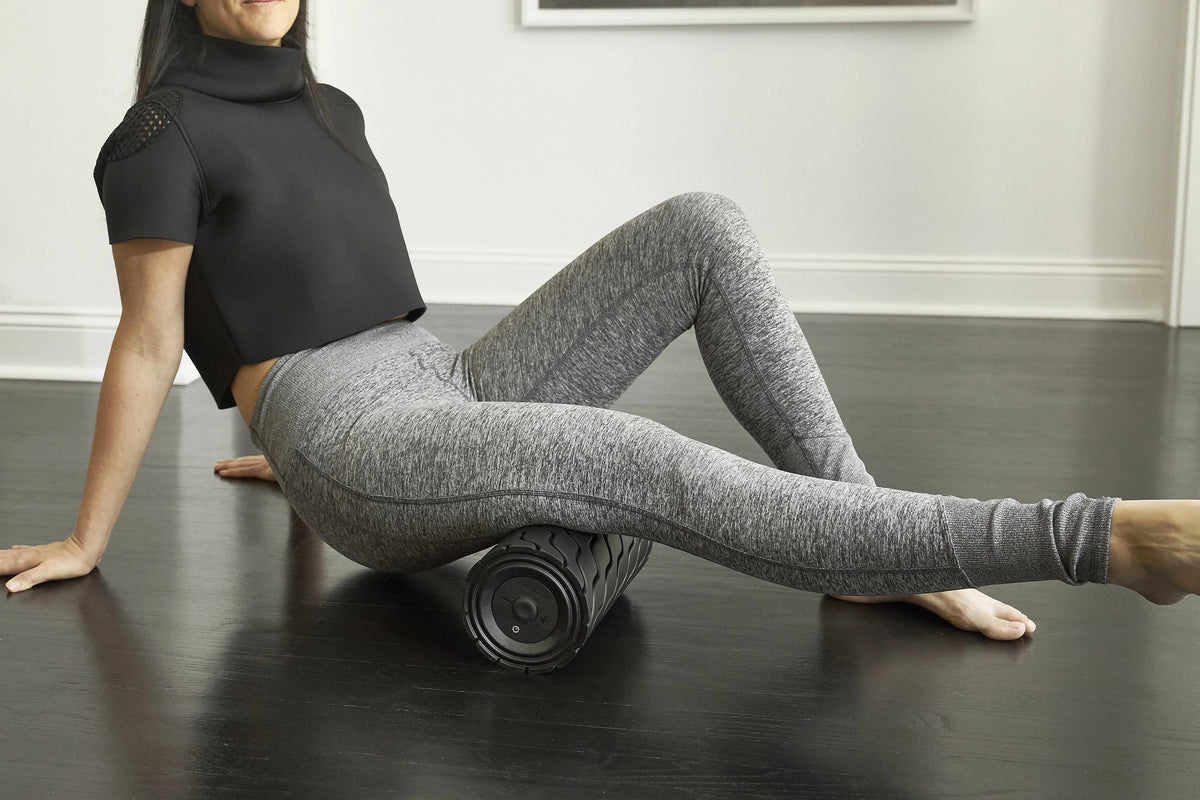 Black Vibrating Foam Roller A815600