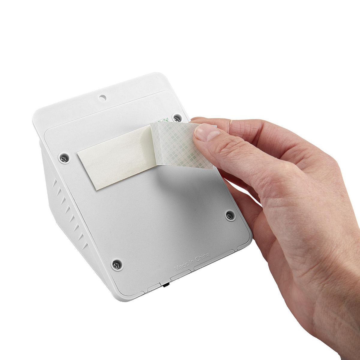 White Solar Wall-Mount Security Light Z905
