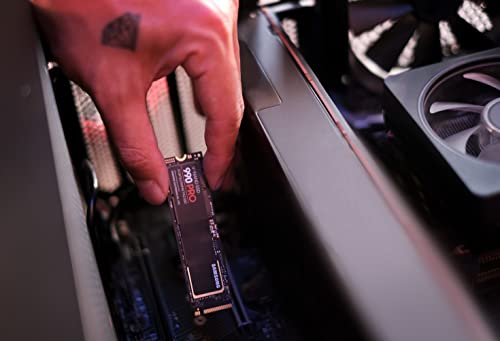 990 PRO SSD NVMe M.2 PCIe Gen4 Internal Solid State Hard Drive C689688