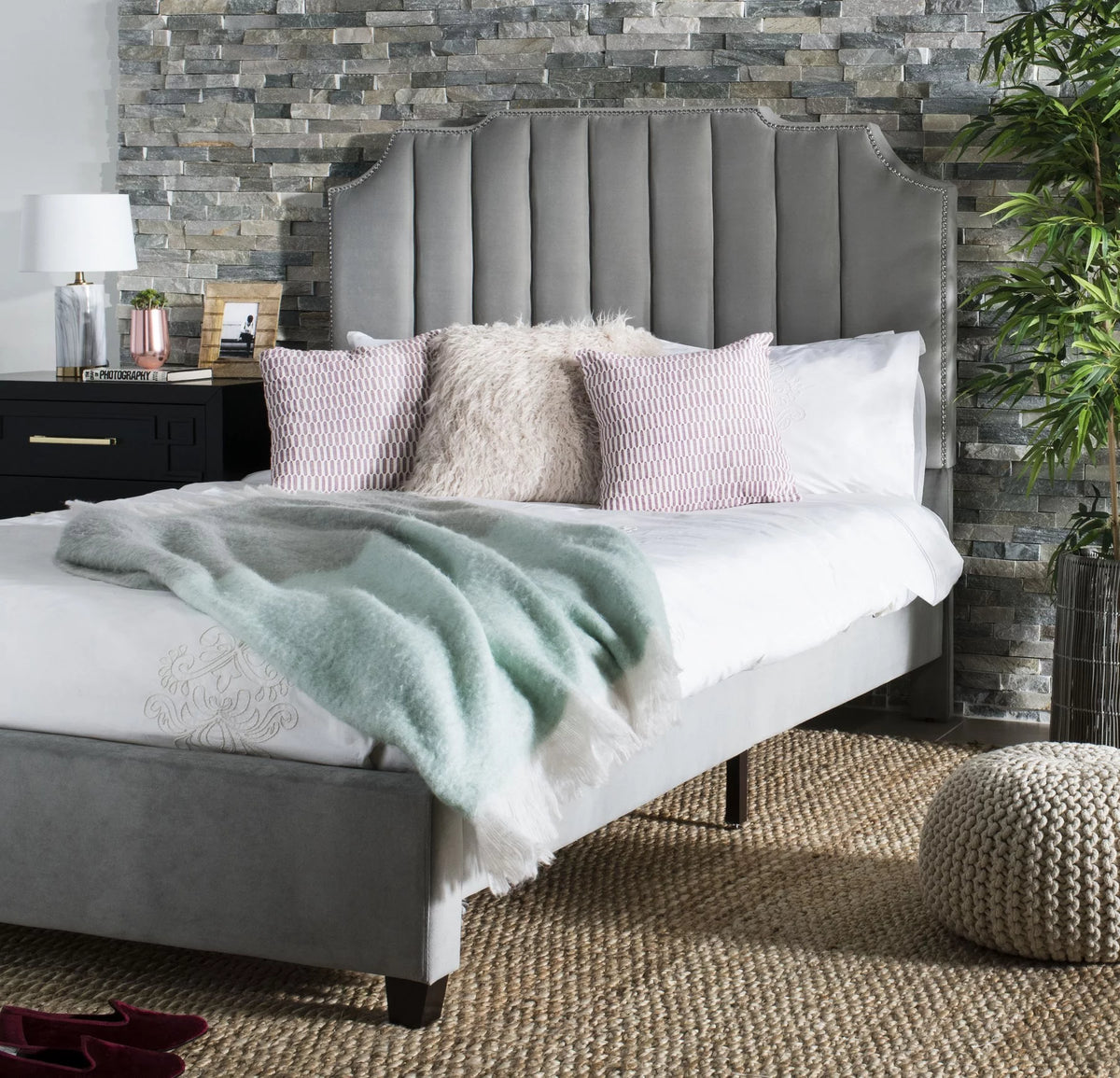 Upholstered Bed Frame Full Q928