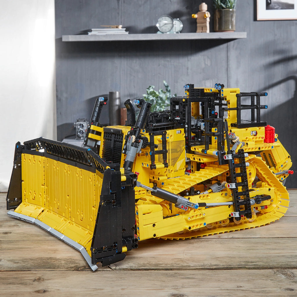 App-Controlled Bulldozer F252334